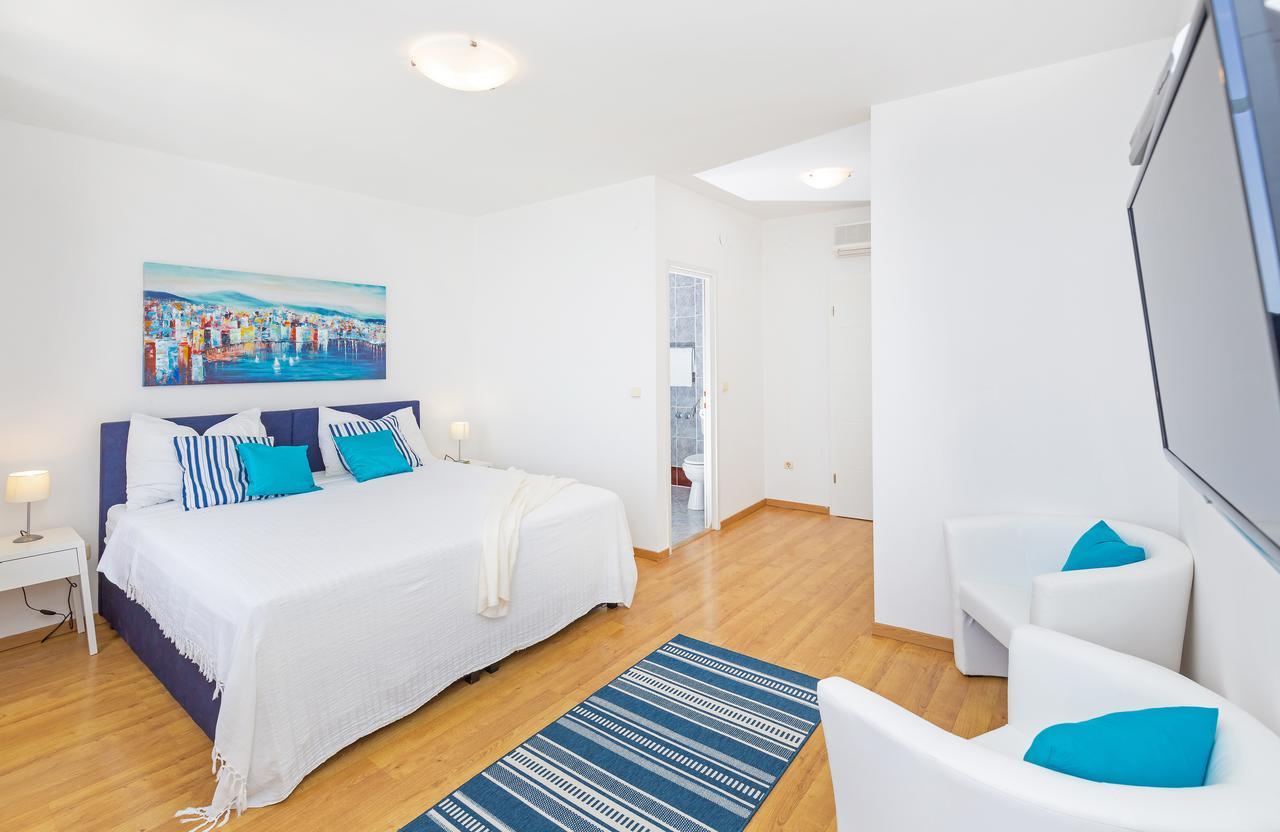 Villa New York Млини Екстер'єр фото