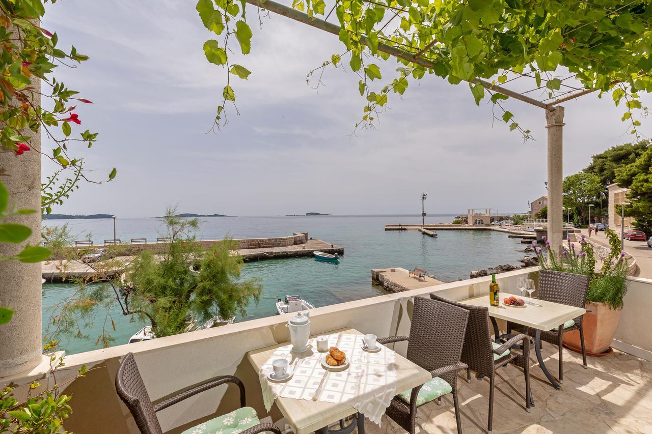 Villa New York Млини Екстер'єр фото