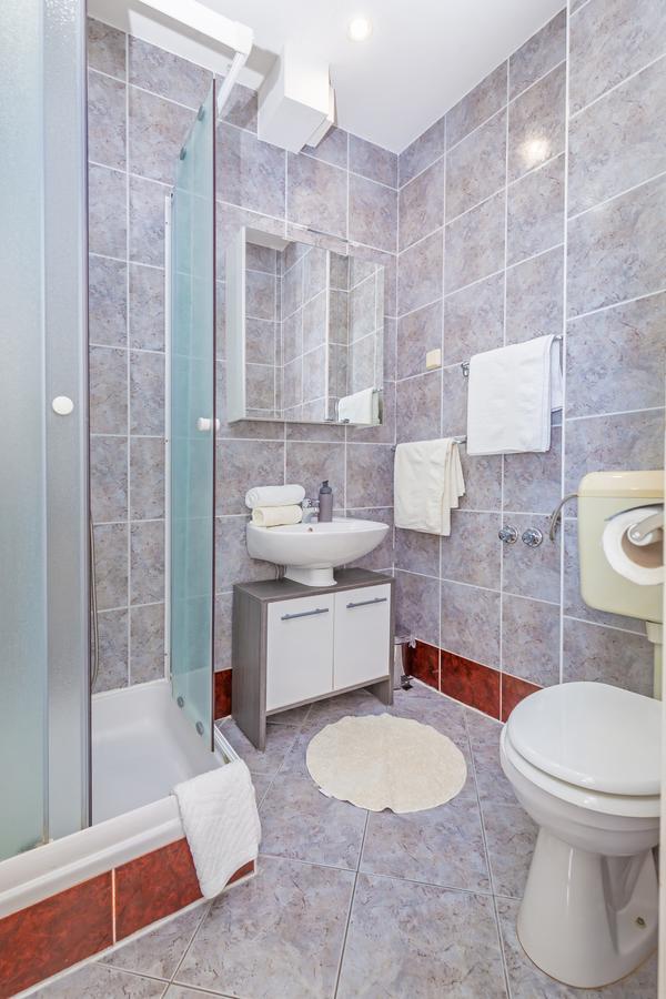 Villa New York Млини Екстер'єр фото