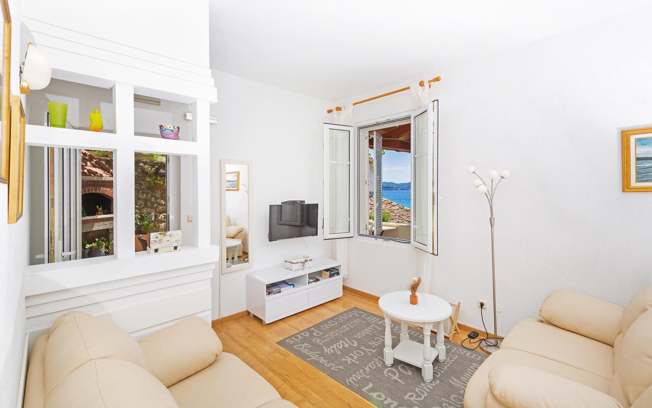 Villa New York Млини Екстер'єр фото