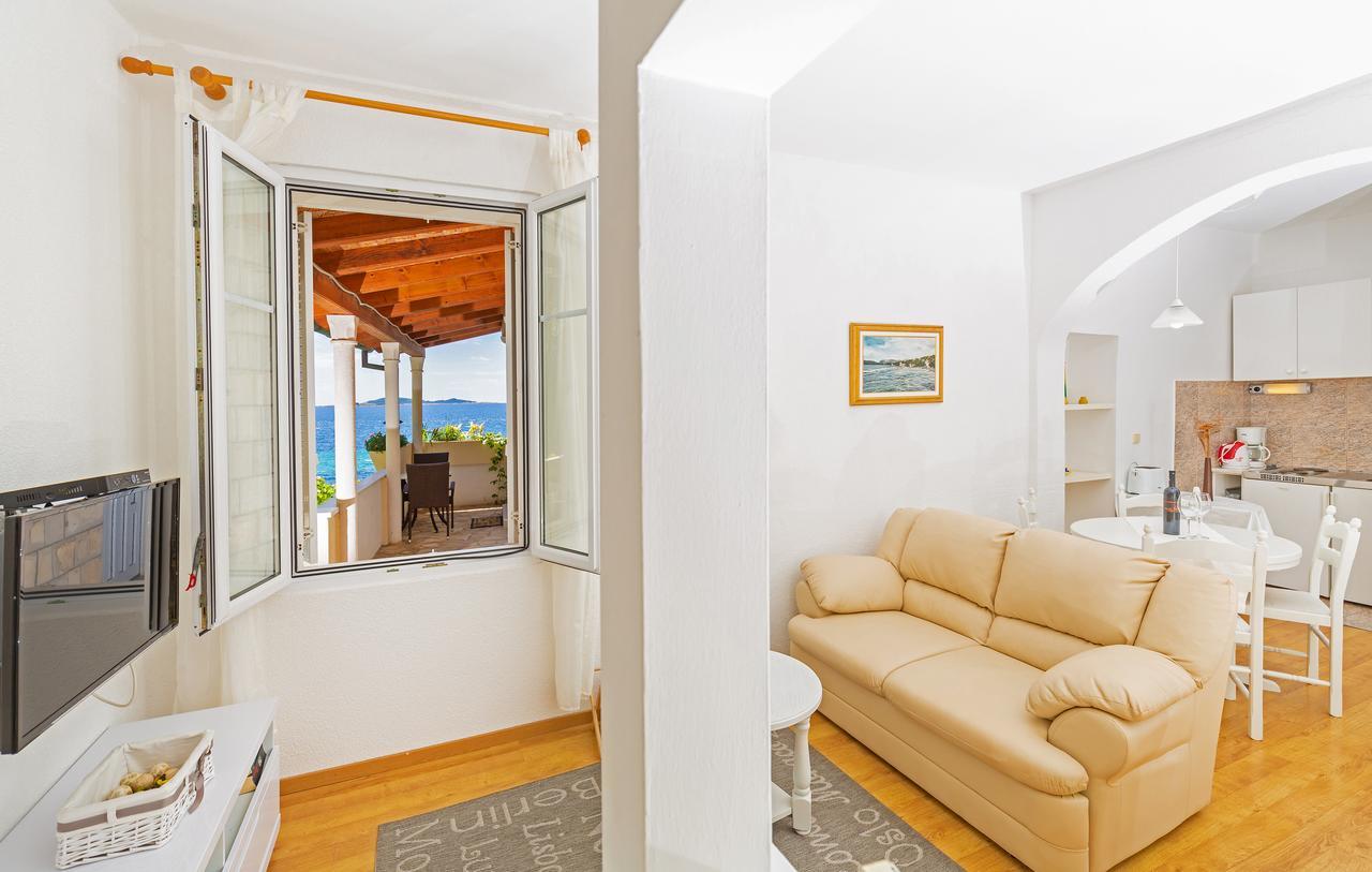Villa New York Млини Екстер'єр фото